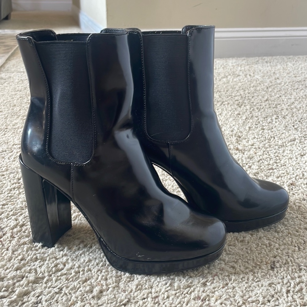 Women’s black platform boots
